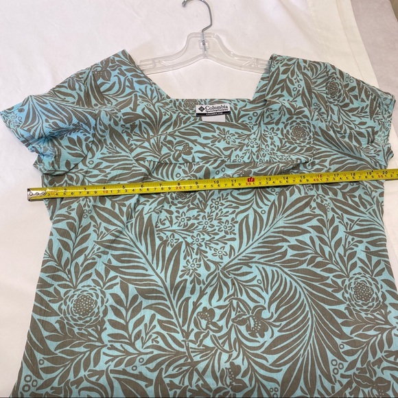 Columbia  Aqua Floral Top Size M - Picture 12 of 13